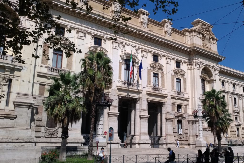 Utilizzazioni e assegnazioni 2019/22: firmato il contratto