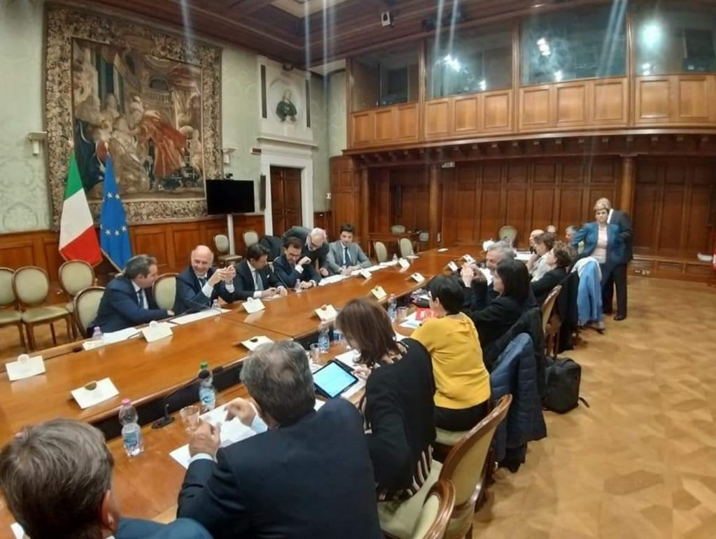 Firmata l’intesa a Palazzo Chigi. Sospeso lo sciopero del 17 maggio.