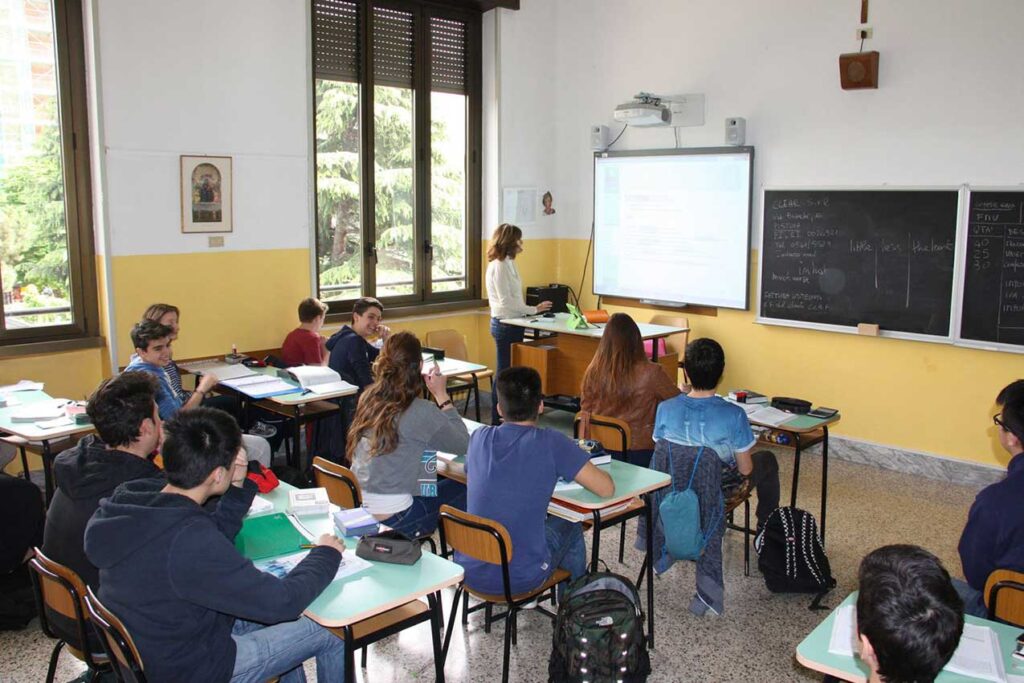 Organici: poche novità rispetto allo scorso anno. Ancora senza risposte le scuole.