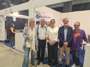 La Segretaria nazionale Uil Scuola Rua Francesca Ricci insieme Mariolina Ciarnella, Patricia Tozzi e Eugenio Tumbarello di Irase nazionale e all'assessore all'istruzione regionale, Mimmo Turano