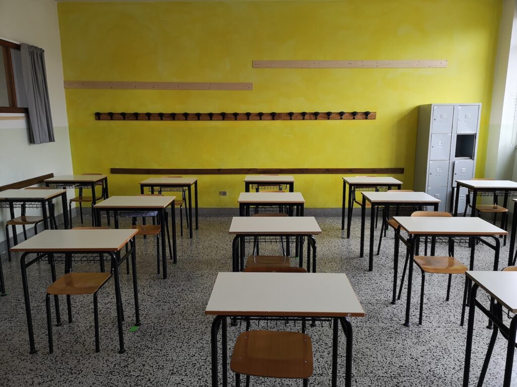 Posizioni economiche ATA e FMOF, personale penalizzato: il Ministero intervenga subito